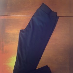 Vince Camuto black leggings